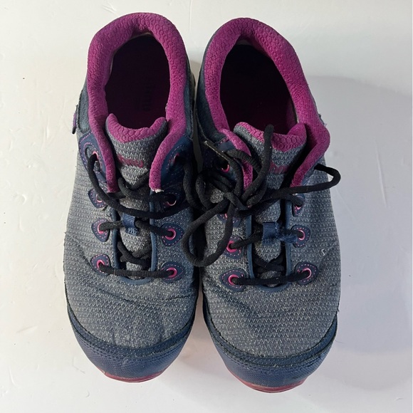Ahnu by Teva Women’s Waterproof Hiking Shoes | Approx. Size 9-9.5 | Vibram Sole - Picture 2 of 14